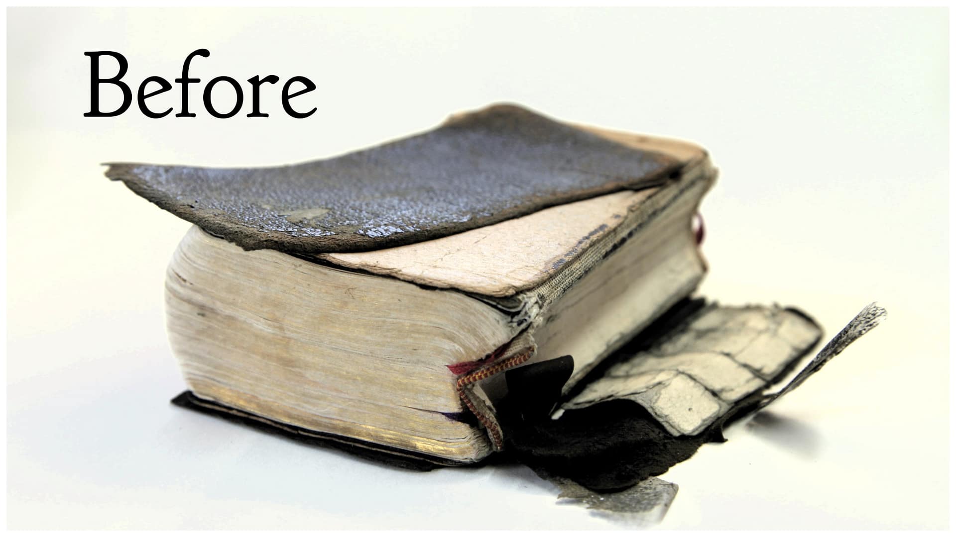 Hand Missal with broken spine and detached front board